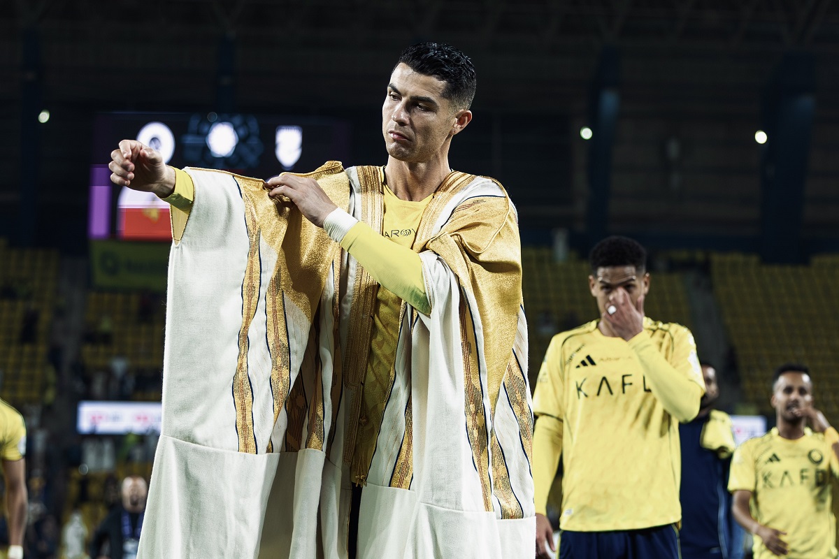 Ronaldo brace sends Al Nassr top of Saudi league