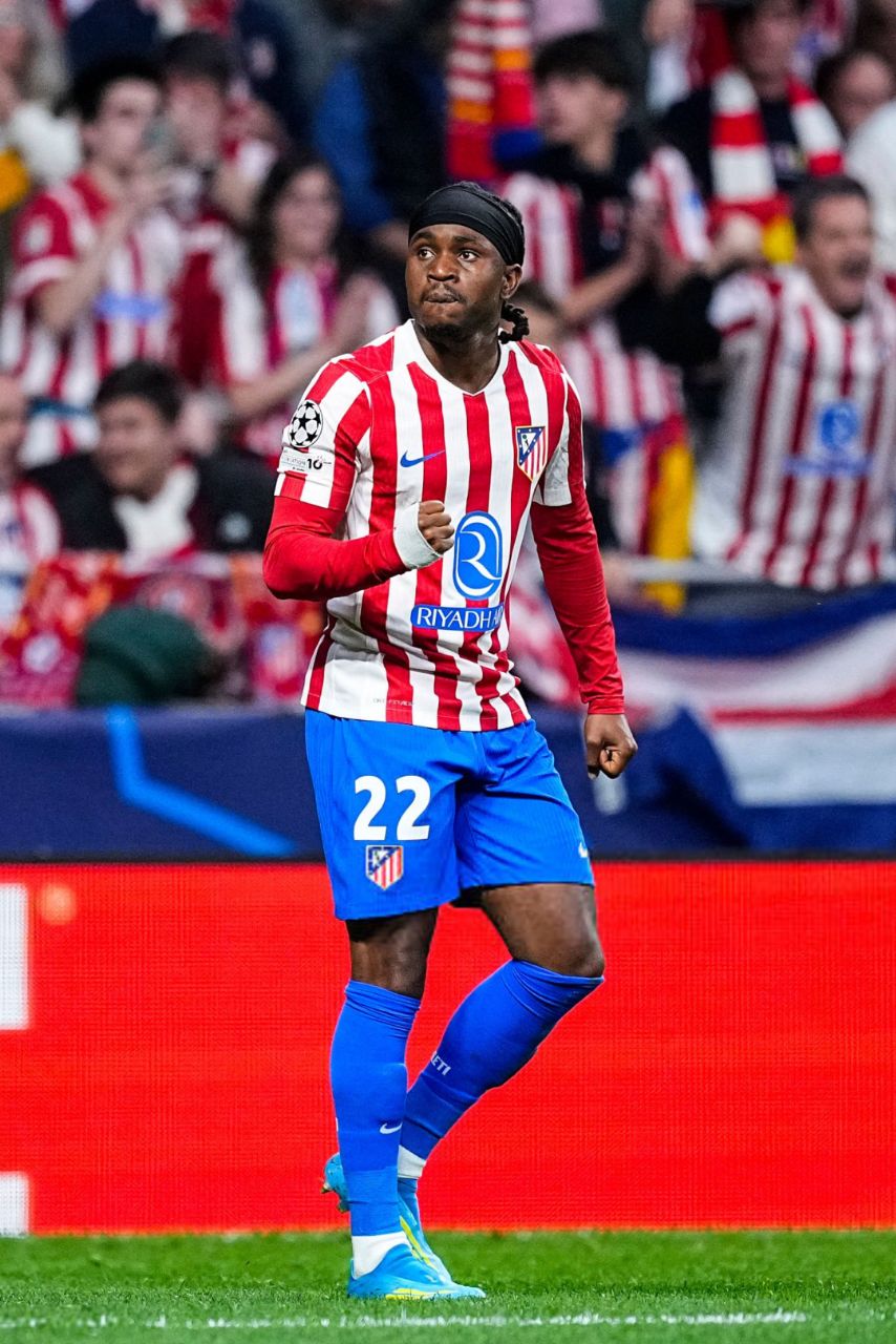 Atletico Madrid knock out Barcelona in chaotic Champions League thriller