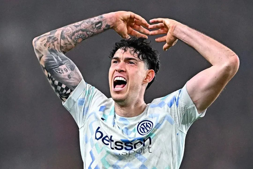 Barcelona step up contract talks with priority target over five-year contract