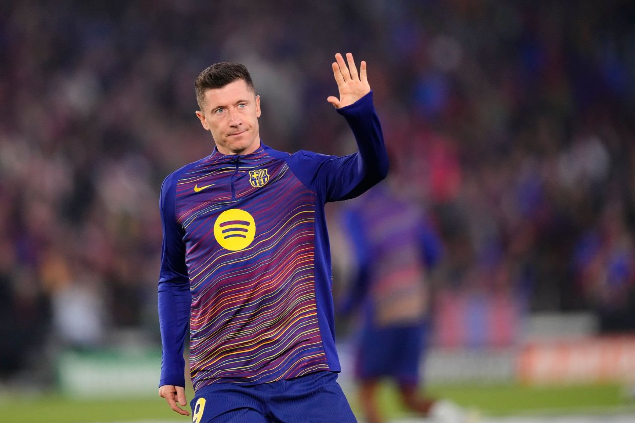 The brilliant Robert Lewandowski is facing a career without a fitting curtain call