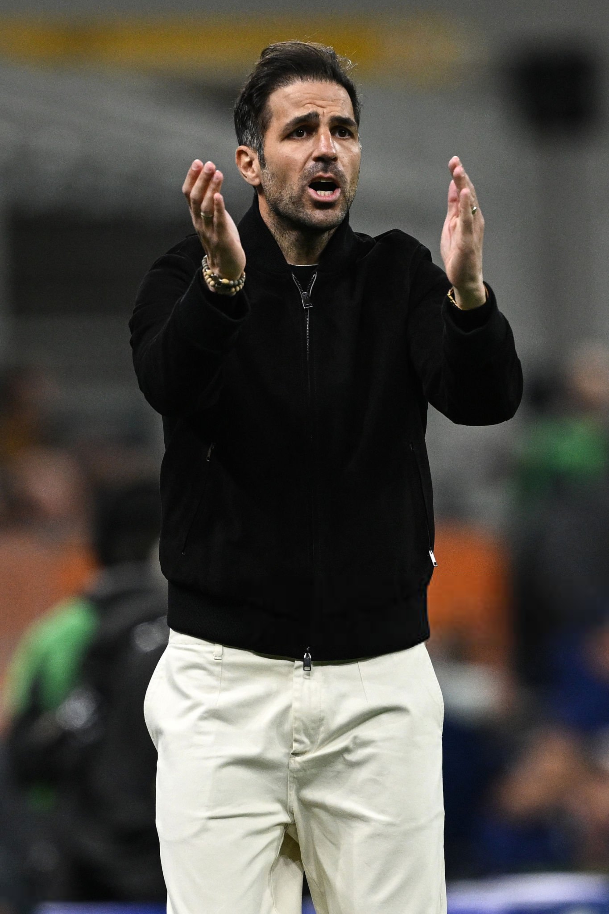 Football Insider has claimed that Chelsea are preparing to consider Cesc Fabregas as a leading candidate for the managerial role following the dismissal of Liam Rosenior, with Filipe Luis also under consideration.