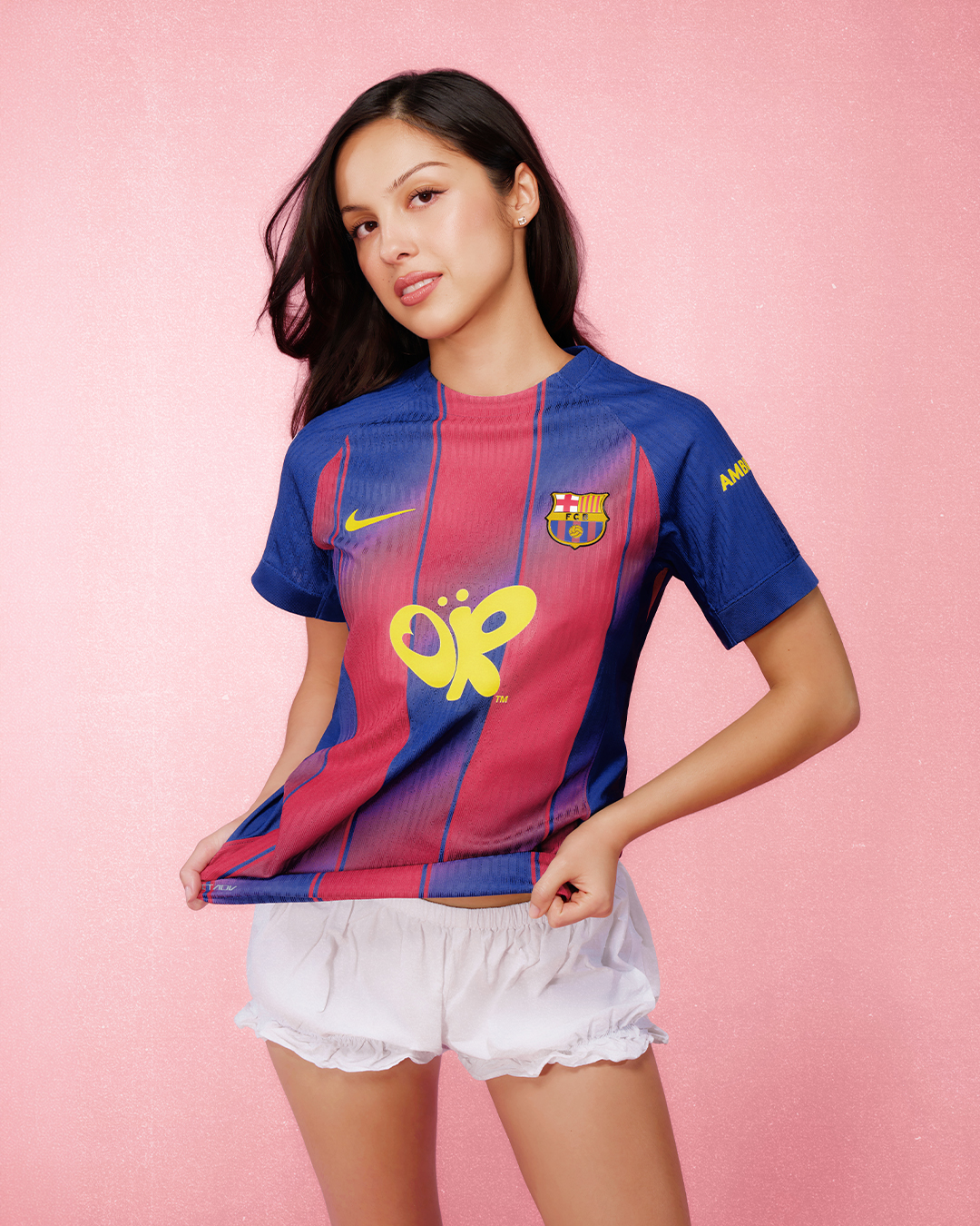 Barcelona are reportedly continuing their high-profile partnership with Spotify by featuring American singer Olivia Rodrigo on a special edition El ClĂĄsico shirt, replacing the usual sponsor logo as part of the clubâs ongoing music-driven kit campaign.