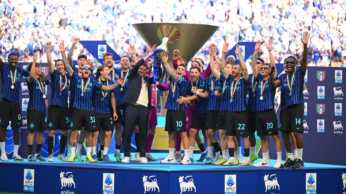 Inter lift their 21st Scudetto in an unforgettable night at San Siro