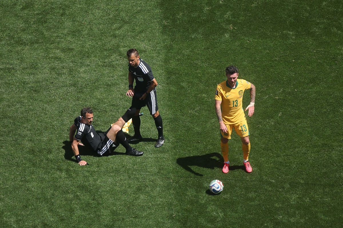 Referee cured by pickle juice after collapsing with cramp during USA vs Australia clash