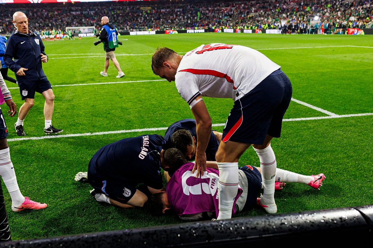 England's Henderson taken to hospital after post-match injury