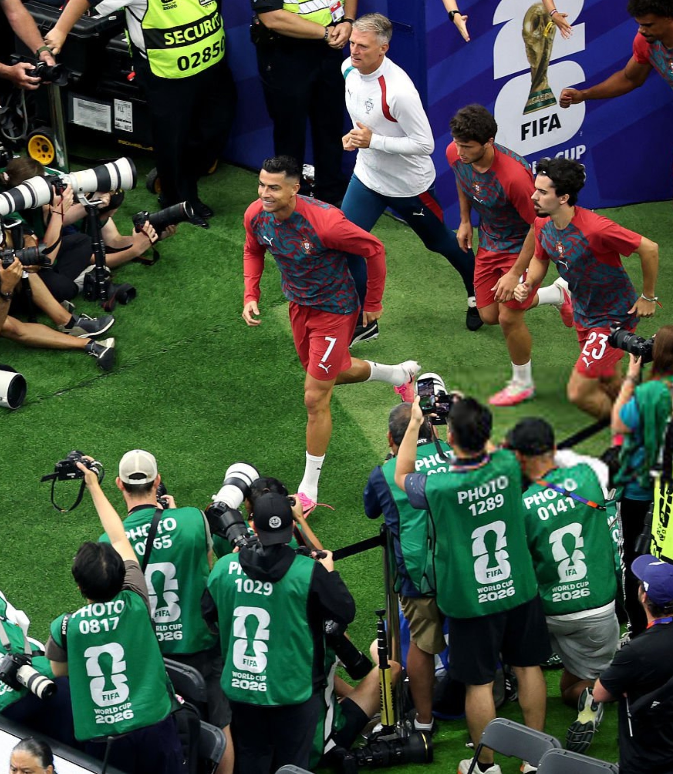 Cristiano Ronaldoâs Final World Cup Exposes a Legend Who Can No Longer Defy Time