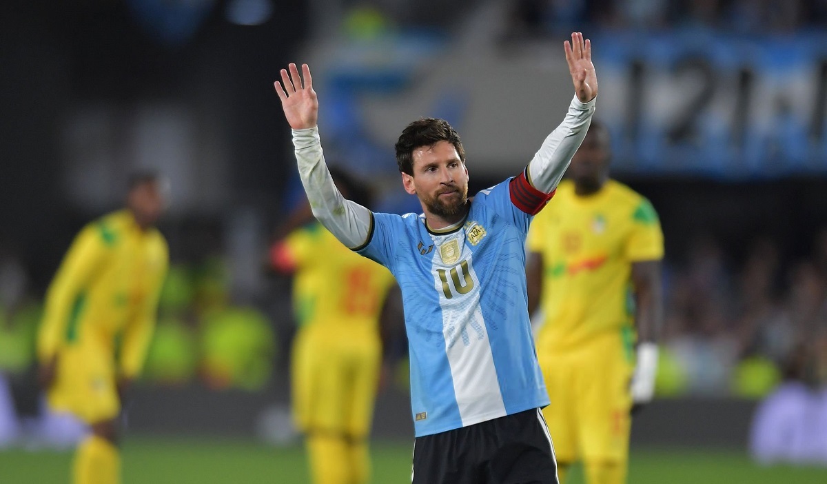 Messi scores and provides two assists as Argentina beat Benin 3-0 in his farewell