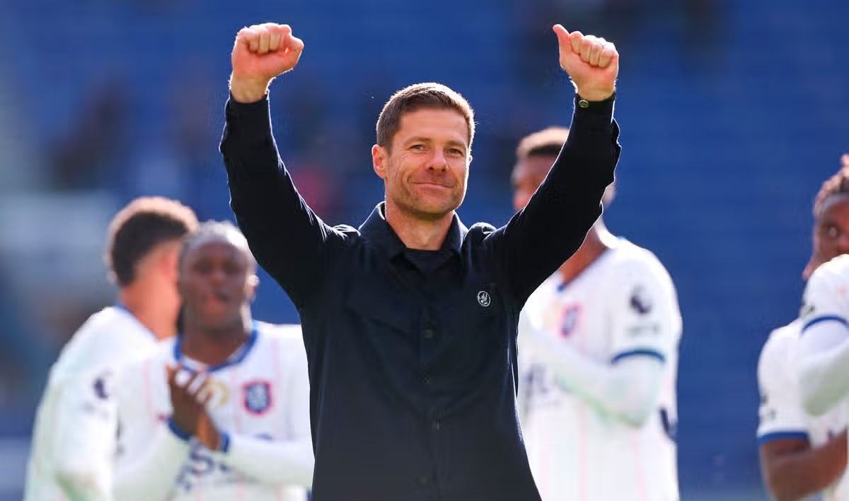Xabi Alonso provides Martinez injury update after Chelsea win